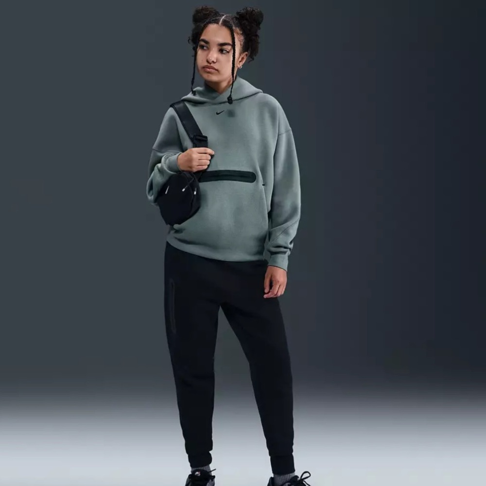 Nike Girls Sportswear Tech Fleece Oversized Pullover Hoodie - Clay Green/Black